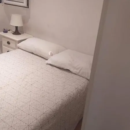 Apartamento 2 Dormitorios Cerca De Manuel Becerra Madrid Esterno foto